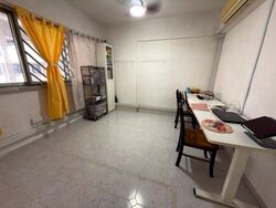 Blk 549 Jurong West Street 42 (Jurong West), HDB Executive #628443391